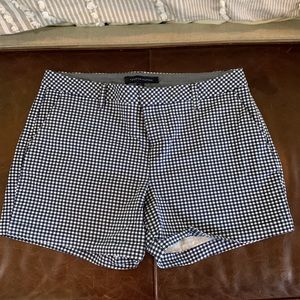 Tommy navy and white shorts.